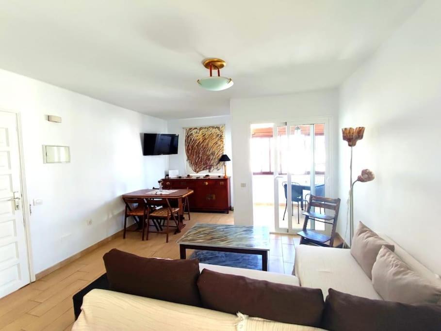Casa Roshan